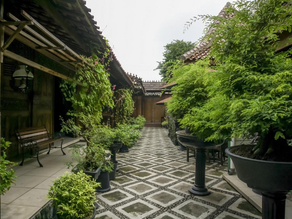 Reddoorz Syariah @ Lempuyangan Hotell Yogyakarta Exteriör bild
