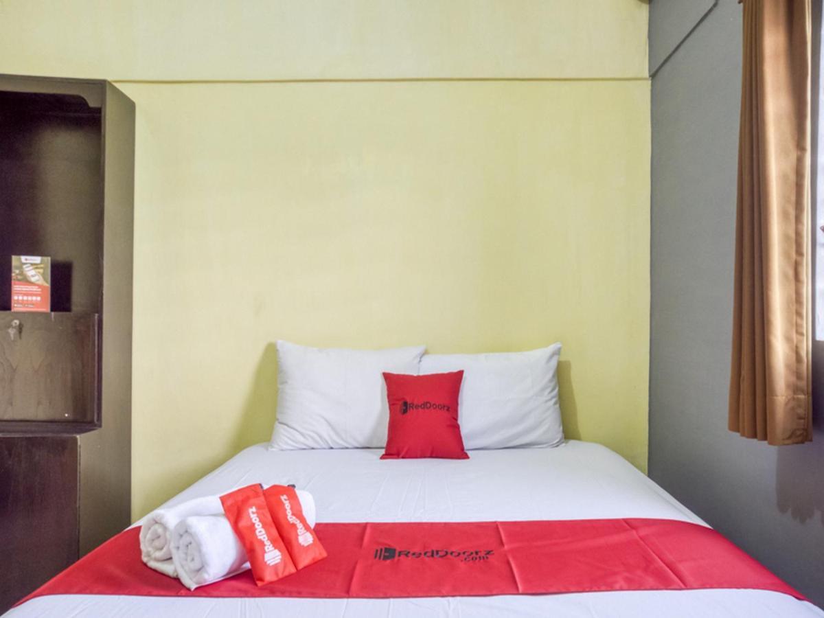 Reddoorz Syariah @ Lempuyangan Hotell Yogyakarta Exteriör bild