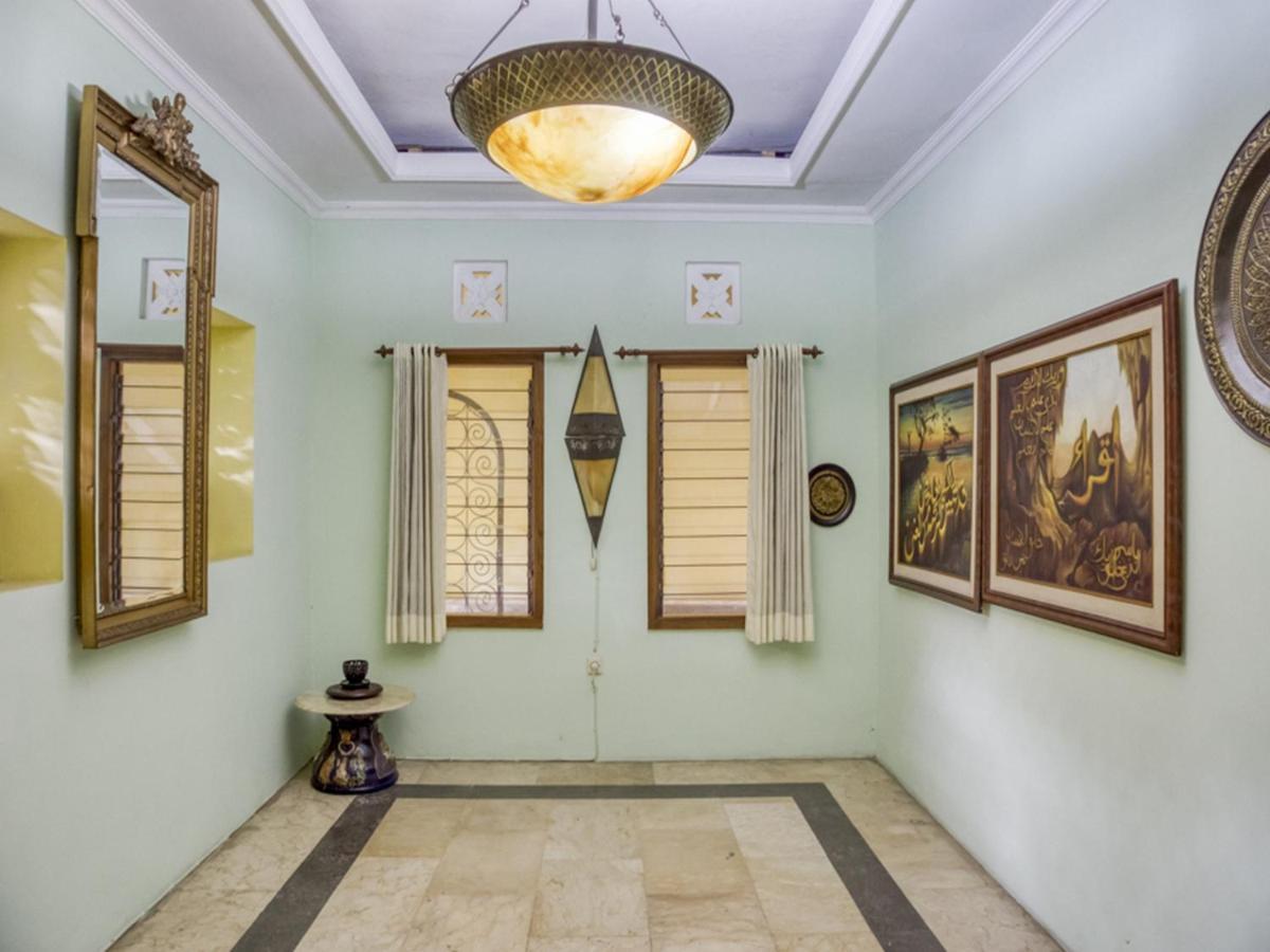 Reddoorz Syariah @ Lempuyangan Hotell Yogyakarta Exteriör bild